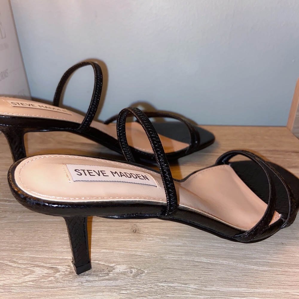 Steve Madden Sandals.- SOLD